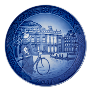 Royal Copenhagen イヤープレート 1916年の売値と買取価格の相場