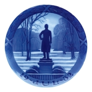 Royal Copenhagen イヤープレート 1932年の売値と買取価格の相場